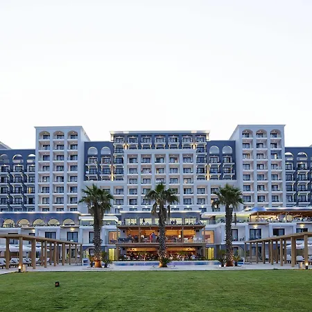 Mitsis Selection Alila Üdülőközpont